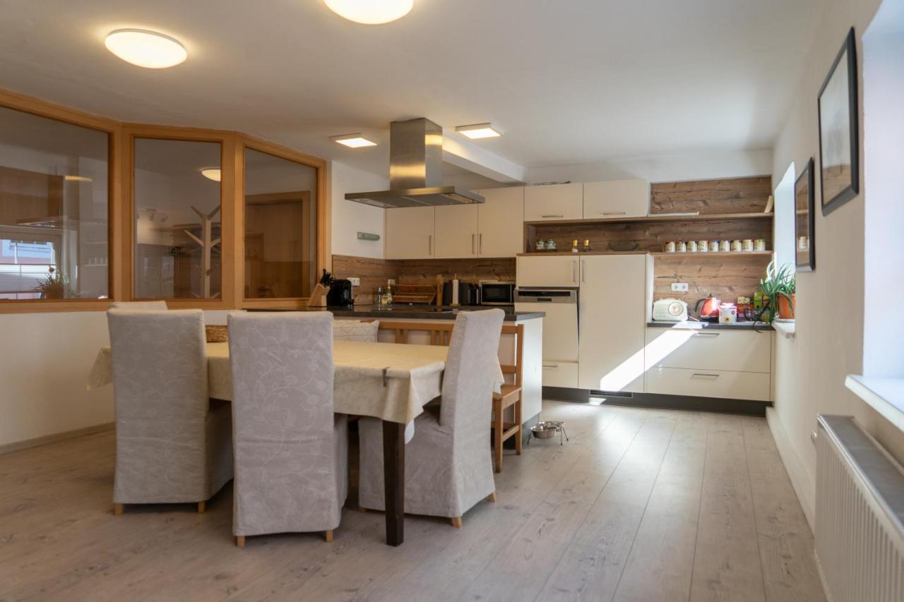 Modern Apartment In The City Center Of باد اسشي المظهر الخارجي الصورة
