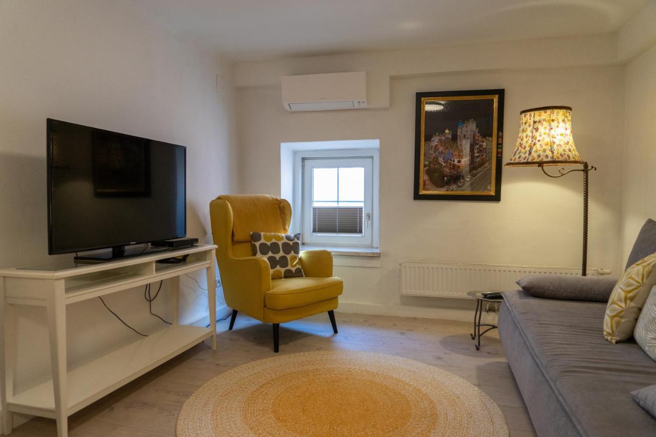 Modern Apartment In The City Center Of باد اسشي المظهر الخارجي الصورة
